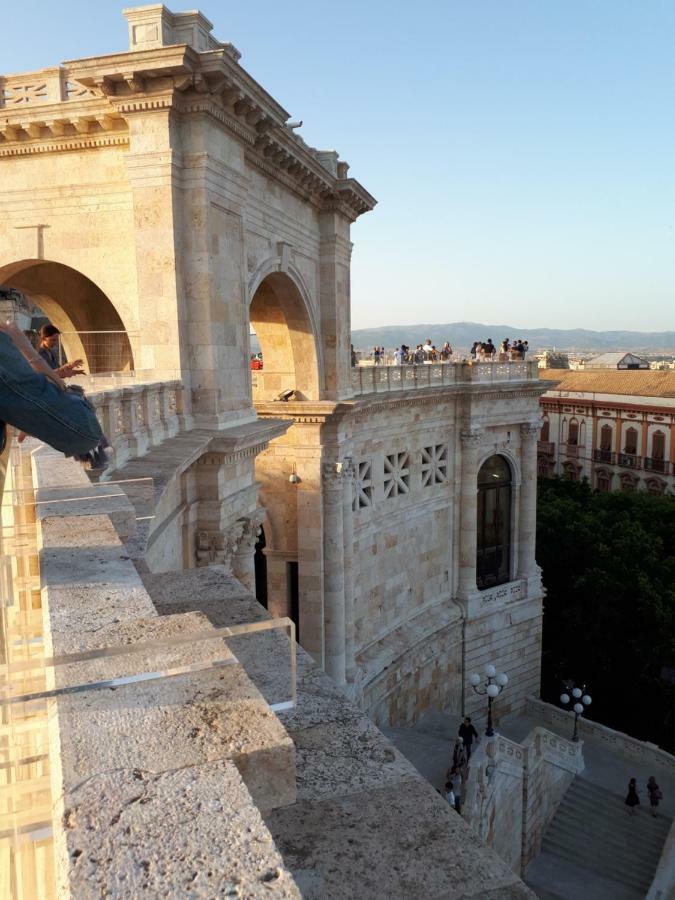 Mari Pintau Hotel Cagliari Luaran gambar