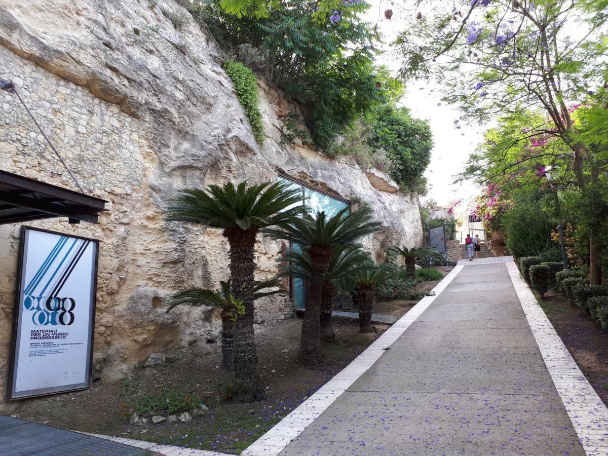 Mari Pintau Hotel Cagliari Luaran gambar