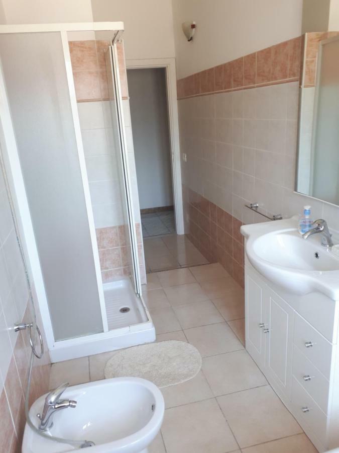 Mari Pintau Hotel Cagliari Luaran gambar